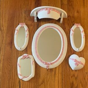Vintage Pink and Cream Wall Decor Set